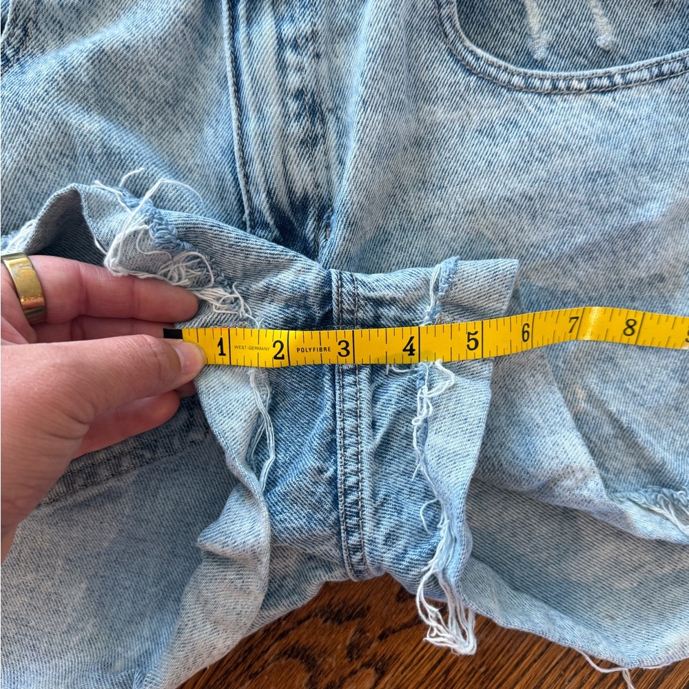 Pacsun Mom Short - Picture 4 of 5